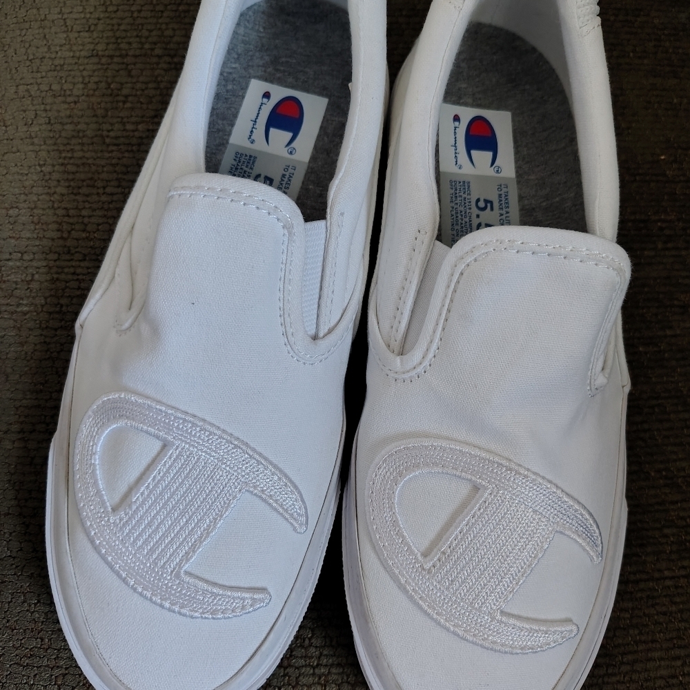 Champion Junior White Slip-On Shoes Size 5.5